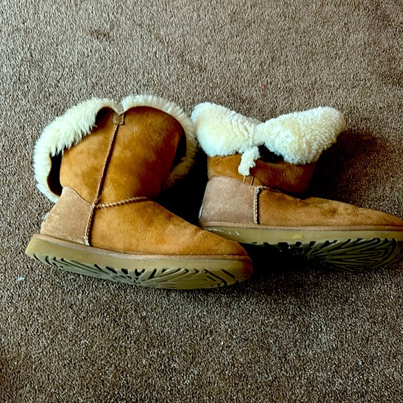 UGG Sheepskin Lined Boots - Chestnut - Picture 4 of 5